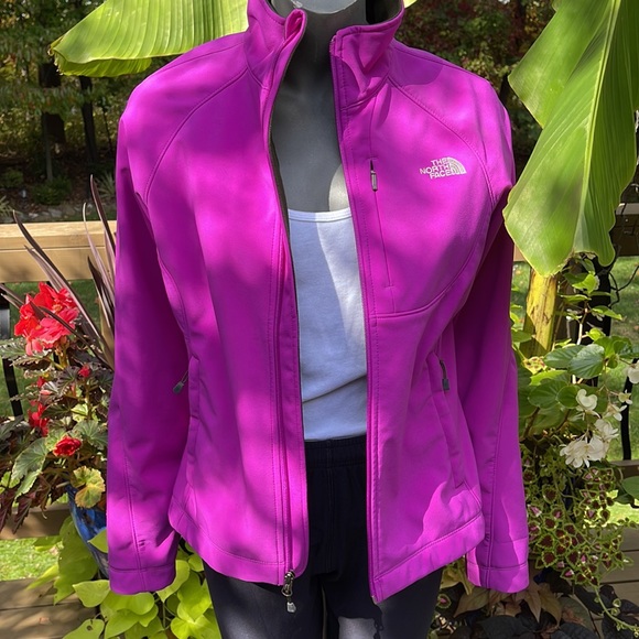 North Face Jacket - Picture 6 of 15